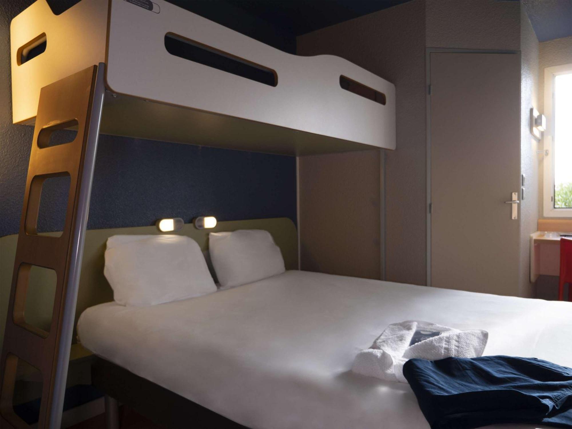 Ibis Budget Arles Sud Fourchon Zewnętrze zdjęcie